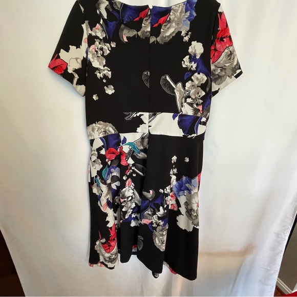 Signature by Sangria Red and Blue Flutter Sleeve Sheath Dress - Picture 4 of 4